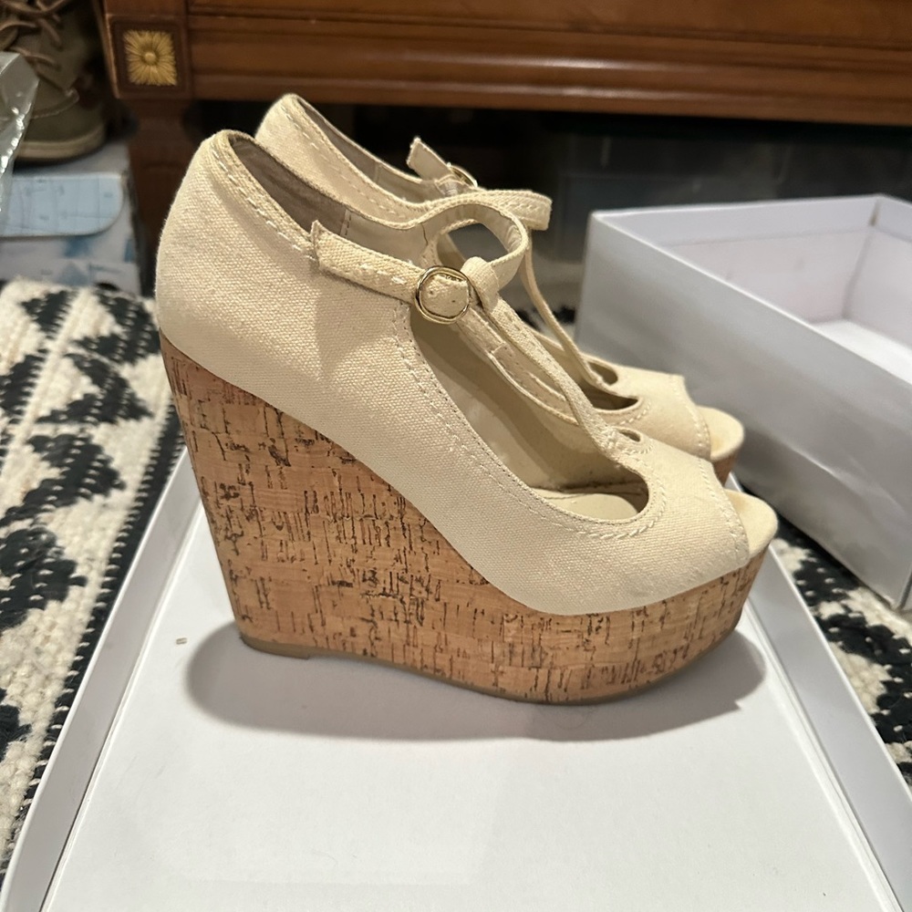 Steve Madden wedges